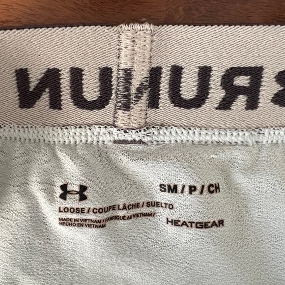 Under Armor Running Shorts (plum) Size: Small - Picture 3 of 4